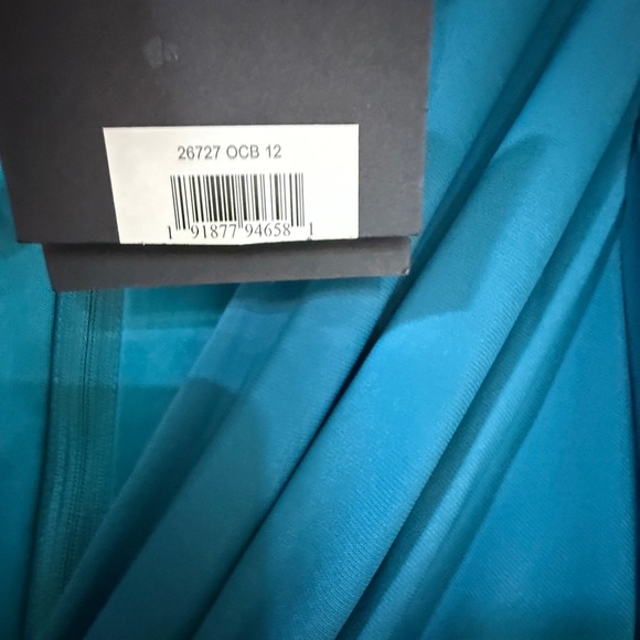 NWT |Mac Duggal 26727 Ocean Blue Jersey Puff Sleeve Cut Out Gown Size 12 - Picture 4 of 12